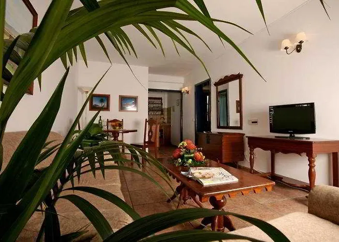 Отель Nazaret Mansion Коста-Тегисе